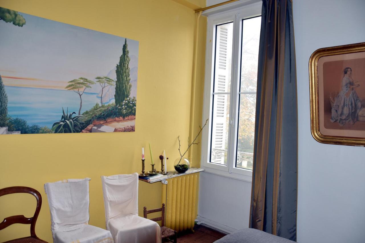 Les Hirondelles Bed and Breakfast Fleac Εξωτερικό φωτογραφία